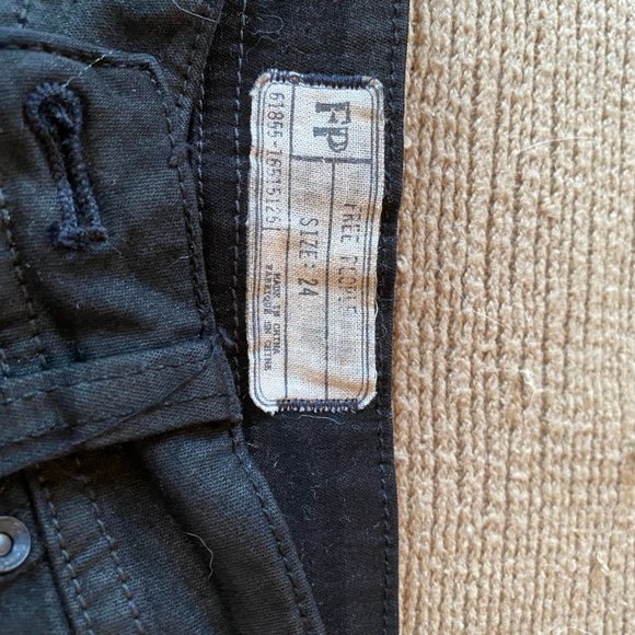 Free People size 24 Black Lace-up side jeans - Picture 3 of 5